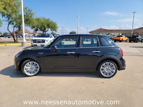 Used 2024 MINI Cooper S image 4