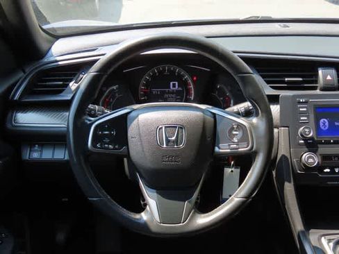 Used 2018 Honda Civic Sport image 19