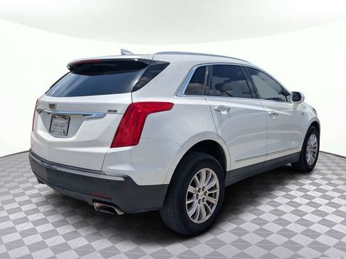 Used 2017 Cadillac XT5 FWD image 4