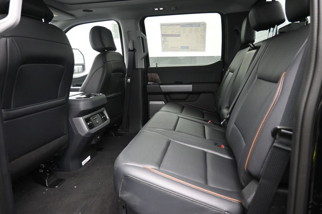 New 2027 Ford F350 Lariat w/ Lariat Ultimate Package AWD/4WD image 28