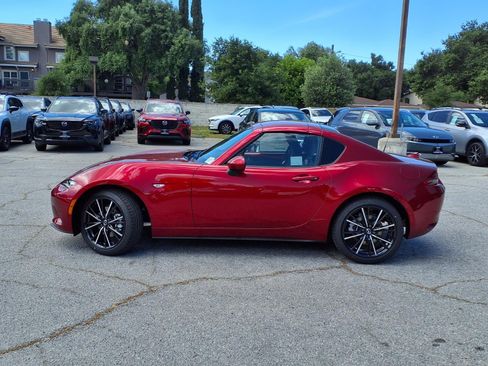 New 2026 MAZDA MX-5 Miata RF Grand Touring w/ Weather Package RWD image 4