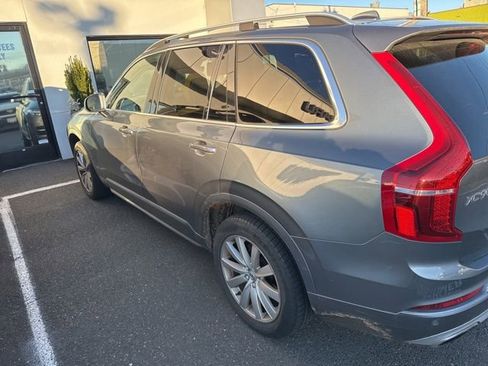 Used 2018 Volvo XC90 T6 Momentum w/ Momentum Plus Package image 3