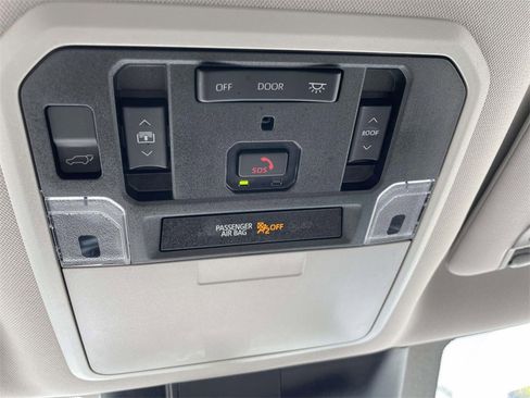 Used 2024 Toyota Sequoia Limited image 29