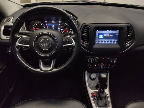 Used 2018 Jeep Compass Latitude w/ Popular Equipment Group AWD/4WD image 22