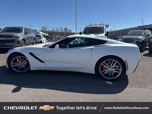 Used 2019 Chevrolet Corvette Stingray Coupe w/ 2LT Preferred Equipment Group image 5