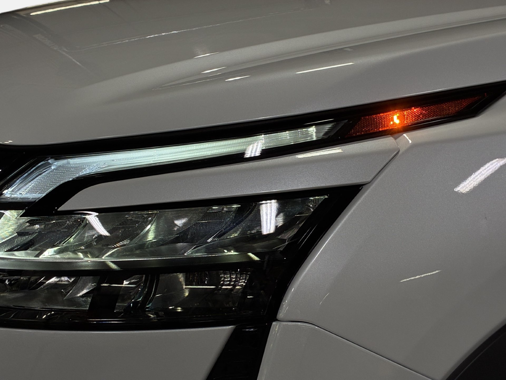 New 2026 Nissan Pathfinder SL FWD image 29