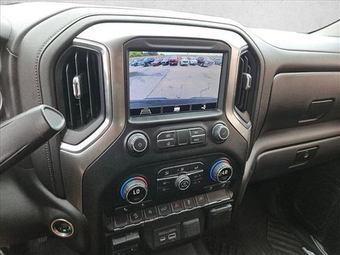 Used 2020 Chevrolet Silverado 1500 LT w/ Texas Edition AWD/4WD image 18