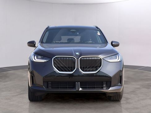 Used 2025 BMW X3 xDrive30i AWD/4WD image 2