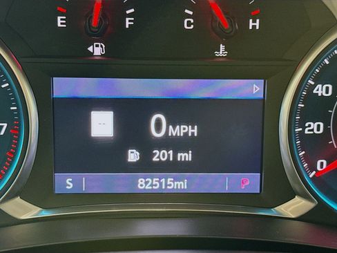 Used 2020 Chevrolet Traverse Premier image 13