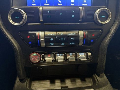 Used 2022 Ford Mustang Premium image 18