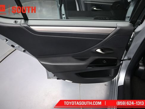 Used 2023 Lexus ES 300h F Sport w/ Accessory Package (Z1) FWD image 29