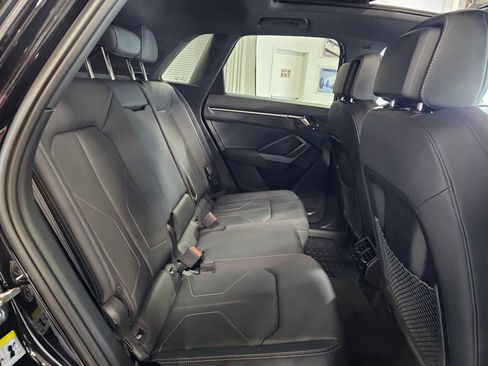 New 2025 Audi Q3 2.0T Premium image 12