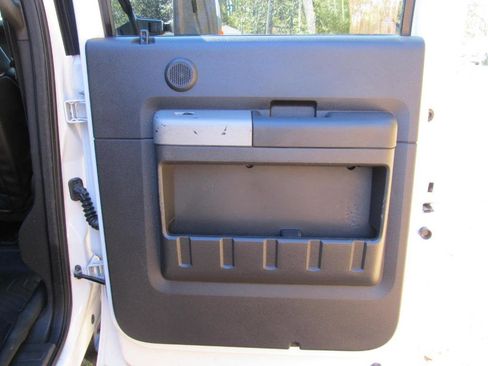 Used 2015 Ford F350 Lariat image 41