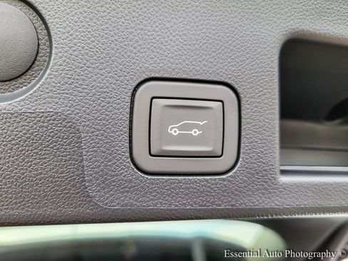 New 2026 GMC Terrain Elevation w/ Elevation Premium Package image 17