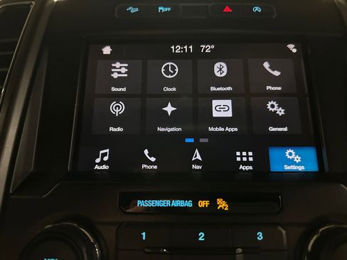 Used 2018 Ford F150 XLT w/ Equipment Group 302A Luxury AWD/4WD image 31