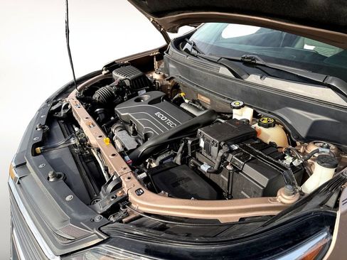 Used 2019 Chevrolet Equinox LT image 28