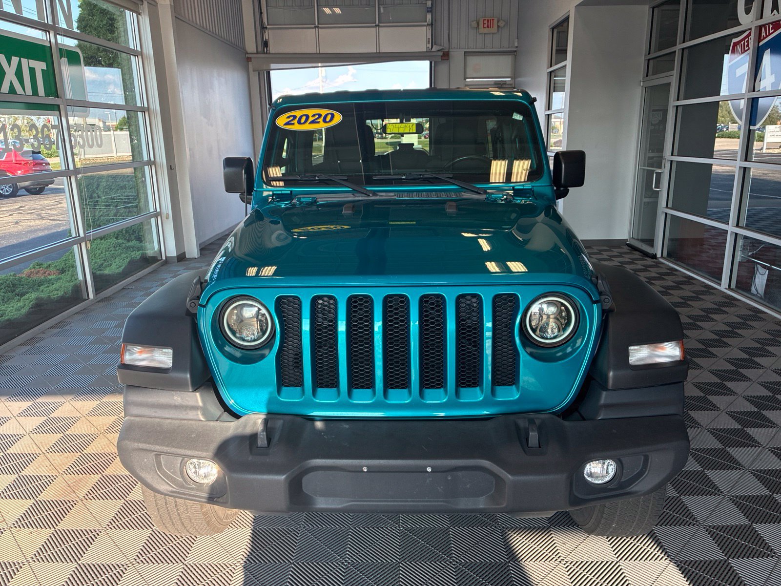 Used 2020 Jeep Wrangler Unlimited Sport S AWD/4WD image 2