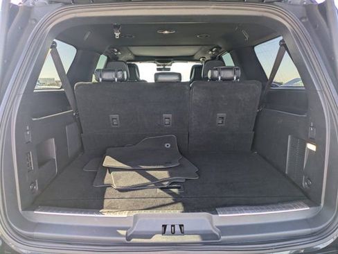 Used 2023 Lincoln Navigator L Reserve RWD image 11