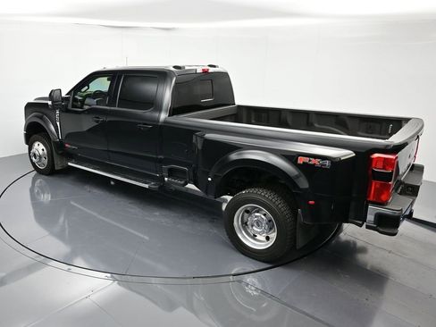 Used 2023 Ford F450 Lariat w/ FX4 Off-Road Package image 36