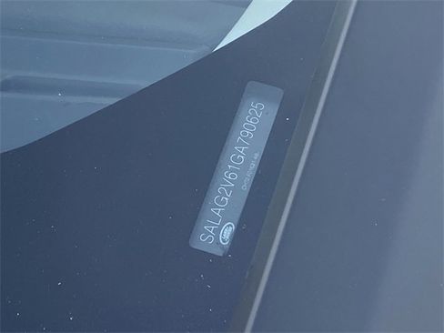 Used 2016 Land Rover LR4 HSE Silver Edition image 32