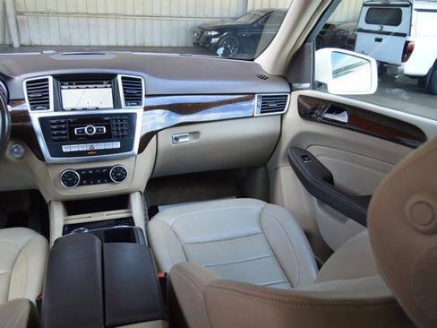 Used 2015 Mercedes-Benz ML 350 4MATIC image 53