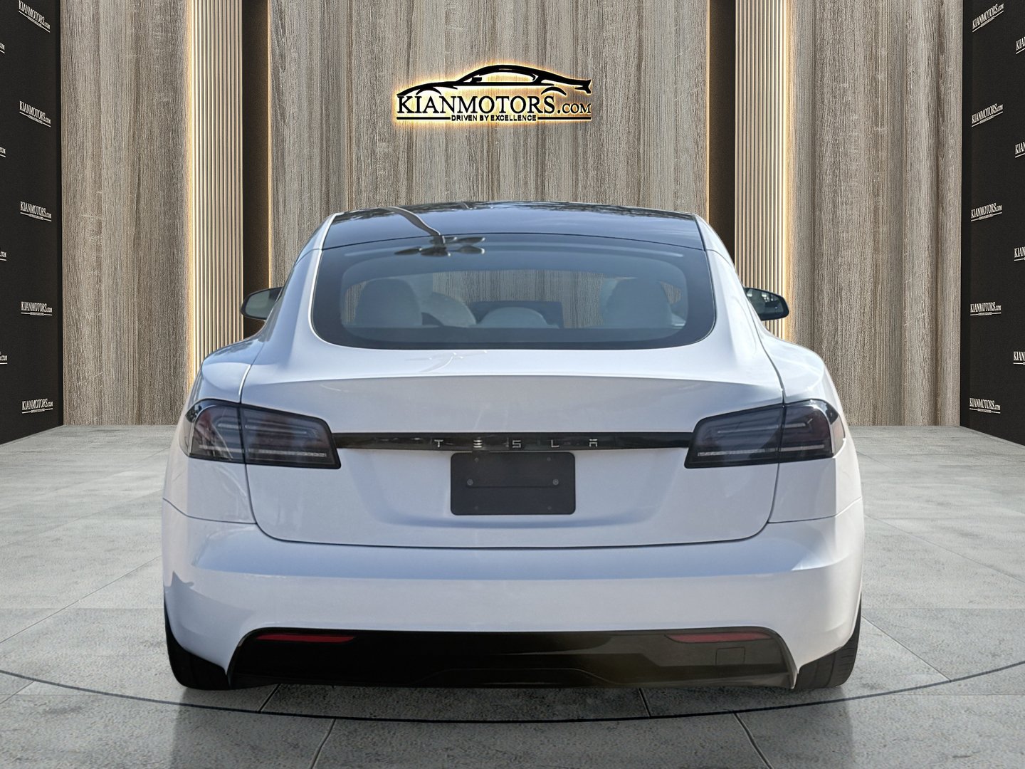 Used 2023 Tesla Model S AWD/4WD image 12