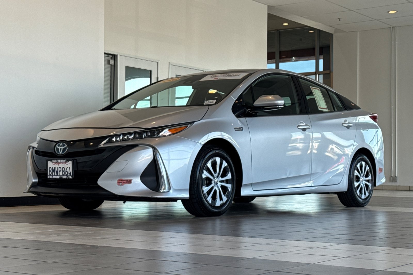 Certified 2020 Toyota Prius Prime XLE FWD image 8