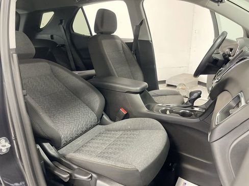 Used 2022 Chevrolet Equinox LT image 27