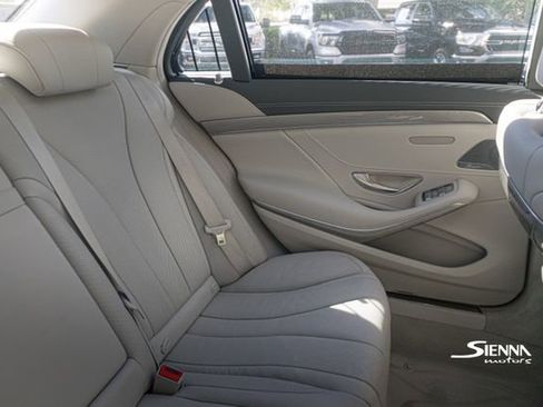 Used 2017 Mercedes-Benz S 550 Maybach image 43