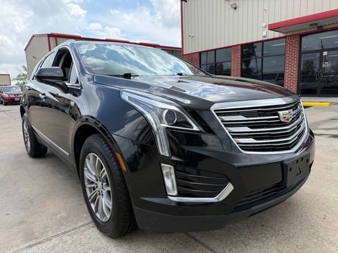Used 2017 Cadillac XT5 Luxury image 1