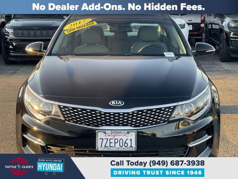 Used 2017 Kia Optima EX w/ Premium Package image 2