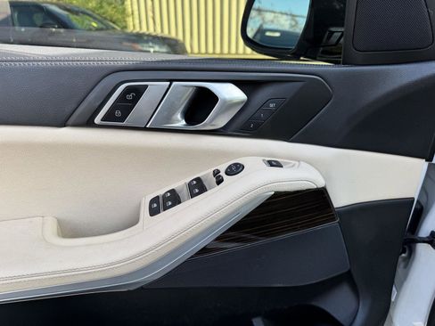 Used 2021 BMW X5 sDrive40i w/ Convenience Package image 6