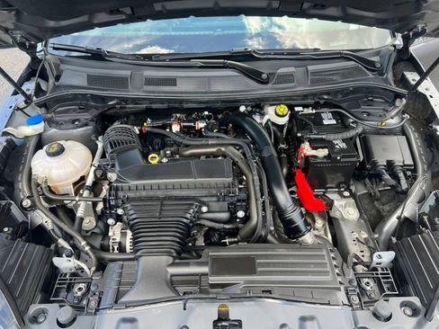 Used 2024 Lincoln Corsair AWD image 23