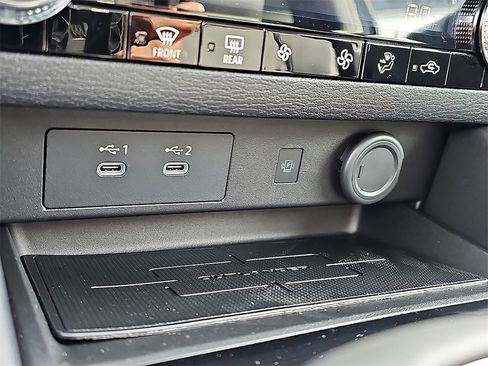 New 2026 Mitsubishi Outlander Trail Edition image 17