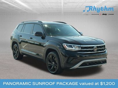 Used 2023 Volkswagen Atlas SE w/ Panoramic Sunroof Package