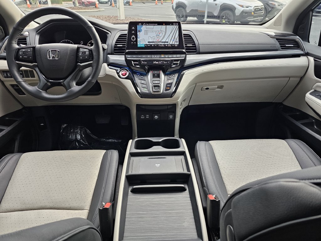 Used 2026 Honda Odyssey Elite image 12