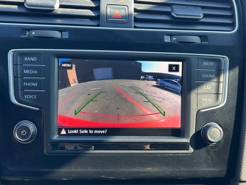 Used 2017 Volkswagen GTI S FWD image 21