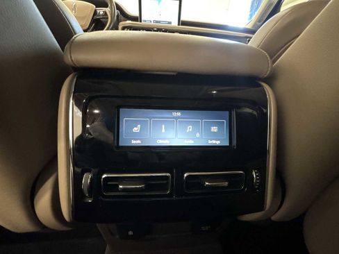 Used 2020 Lincoln Aviator Reserve w/ Equipment Group 202A AWD/4WD image 23
