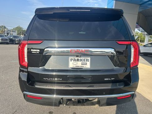 Used 2021 GMC Yukon XL SLT w/ Rear Media and Nav Package RWD image 3