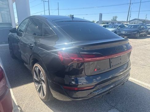 Used 2024 Audi Q8 e-tron Prestige w/ Prestige Package AWD/4WD image 6