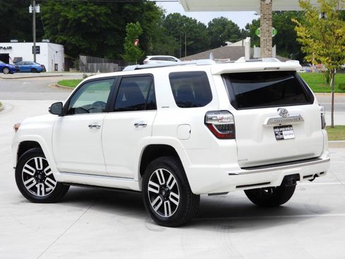 Used 2017 Toyota 4Runner Limited AWD/4WD image 20