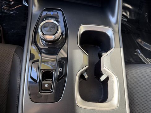 Used 2023 Lexus RZ 450e Premium image 21