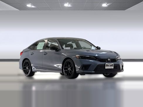 Used 2024 Honda Civic Sport image 7