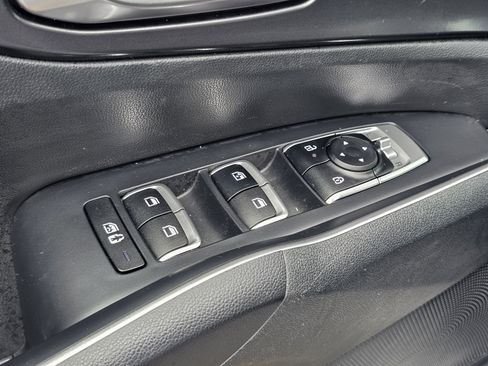 Used 2024 Kia Sorento S w/ Panoramic Sunroof Package FWD image 29