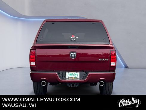 Used 2018 RAM 1500 Express w/ Express Value Package AWD/4WD image 4