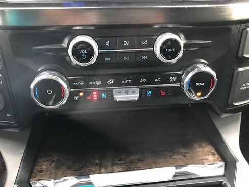 Certified 2024 Ford F350 Lariat w/ Lariat Ultimate Package image 21