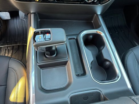 New 2026 GMC Sierra 1500 SLT w/ SLT Premium Plus Package image 31