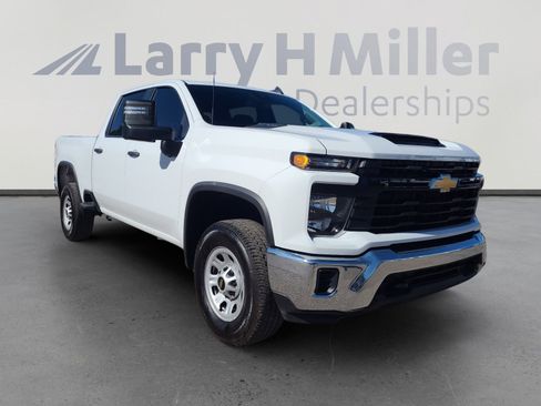 Used 2025 Chevrolet Silverado 2500 W/T w/ WT Convenience Package AWD/4WD image 7