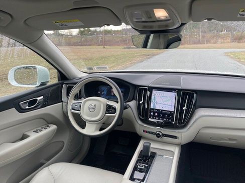 Used 2023 Volvo XC60 T8 Plus AWD/4WD image 13