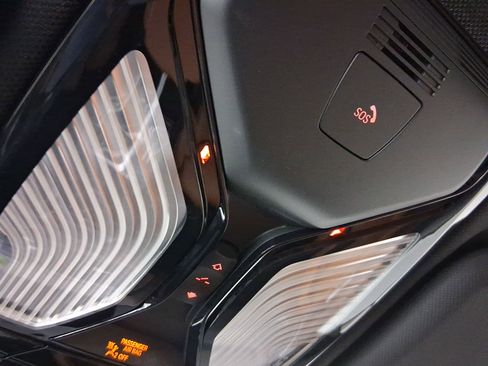 Used 2021 BMW X3 xDrive30i w/ Convenience Package image 28